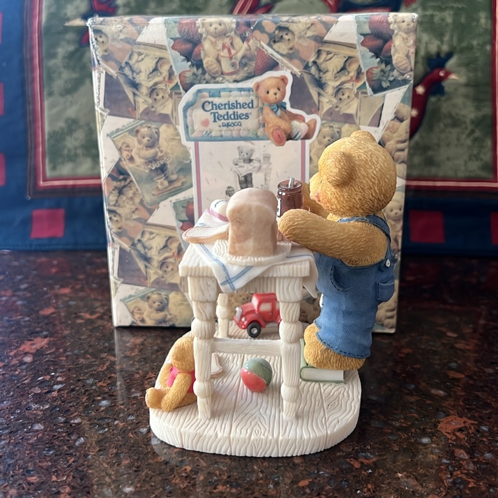 Cherished Teddies - Picture 4 of 7